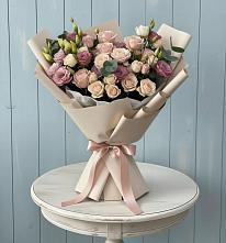 Букет цветов из:  Розы и Лизиантусы в Турунтаево