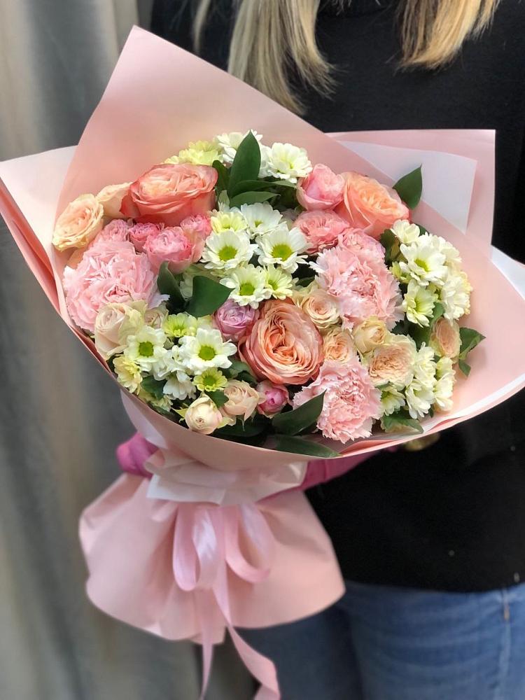 Букет цветов из: Гвоздики, Розы и Хризантемы в Турунтаево