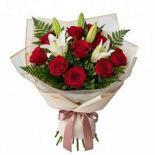 Букет цветов из:  Лилии и Розы в Турунтаево