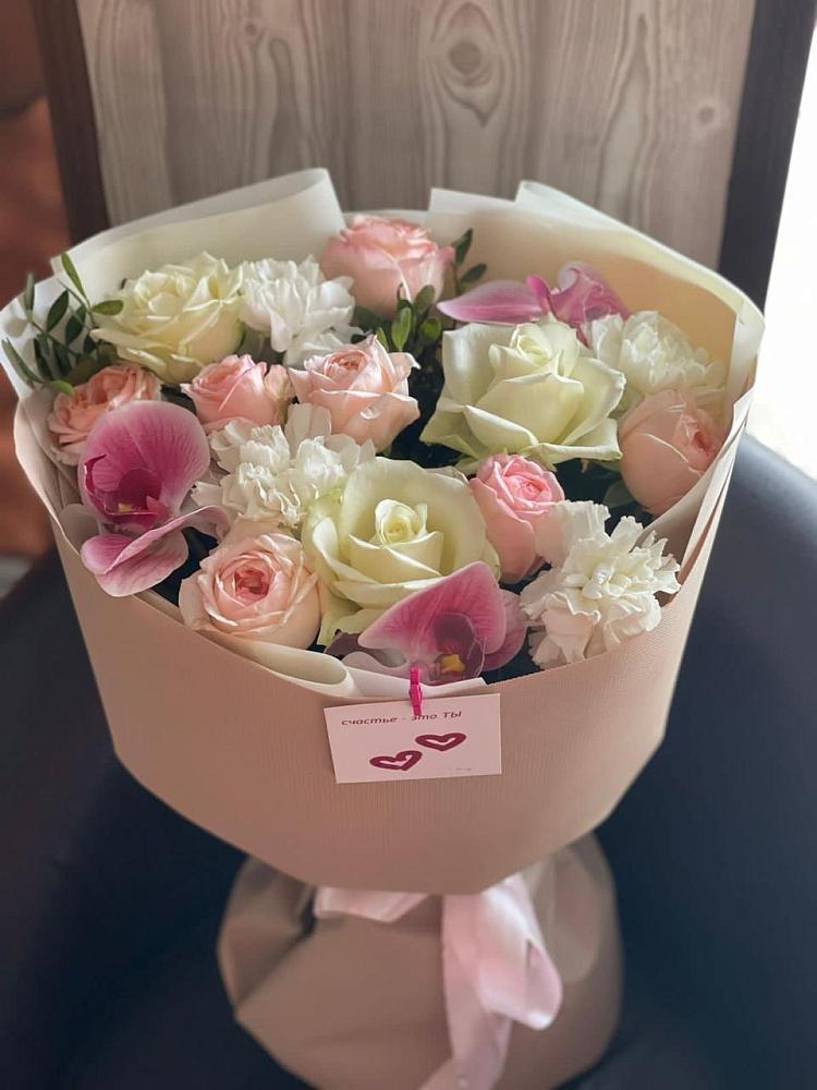 Букет цветов из: Орхидеи, Розы и Гвоздики в Турунтаево