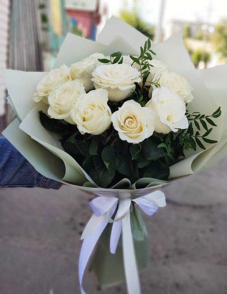 Букет Белые розы Проуд в Турунтаево