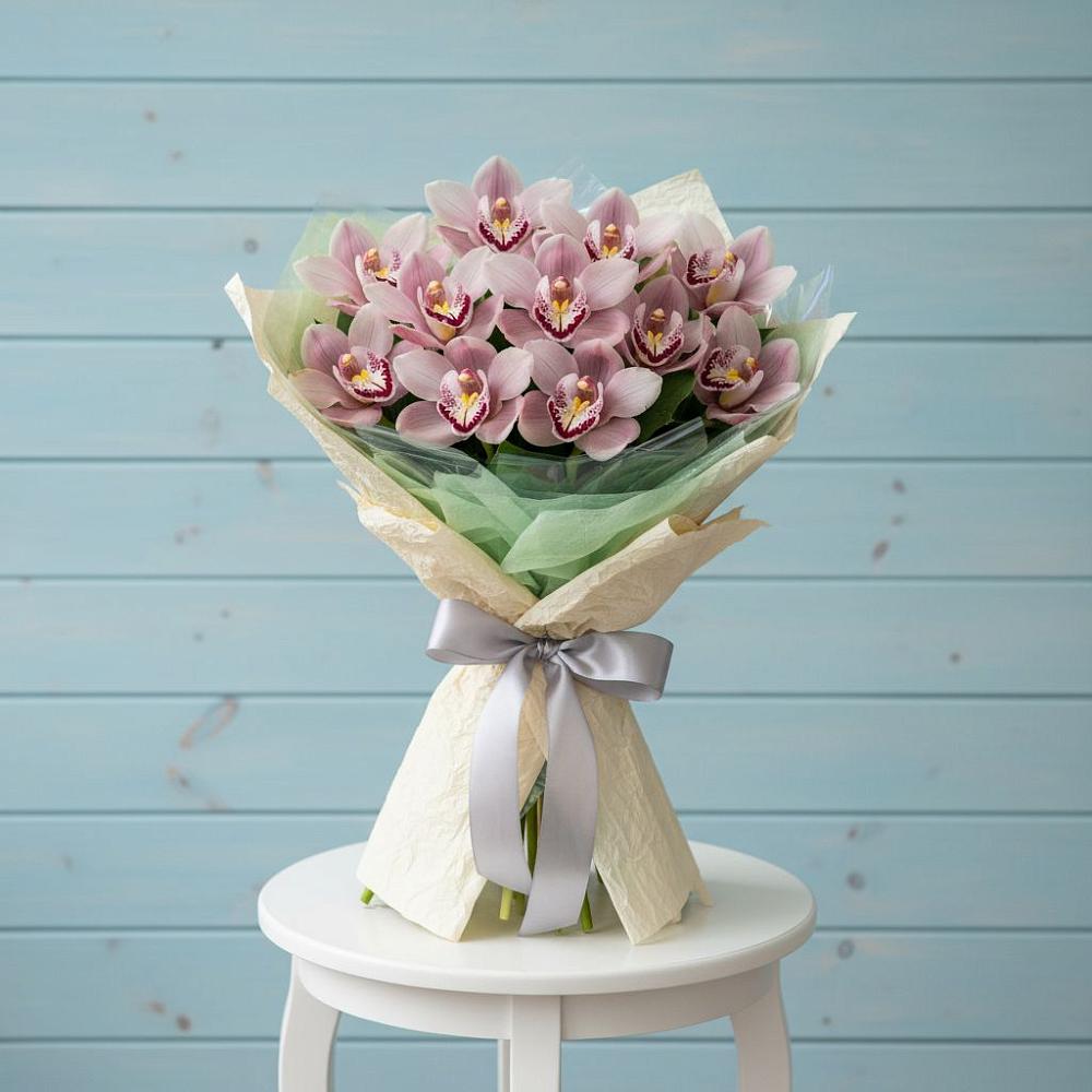 Букет цветов из: Орхидеи и Розы в Турунтаево