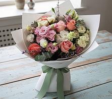 Букет цветов из:  Розы, Лизиантусы и Гвоздики #REPLACE_PRED# Турунтаево