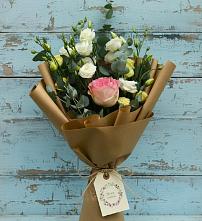 Букет цветов из:  Розы и Лизиантусы #REPLACE_PRED# Турунтаево