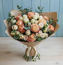 Букет цветов из:  Альстромерии и Розы в Турунтаево