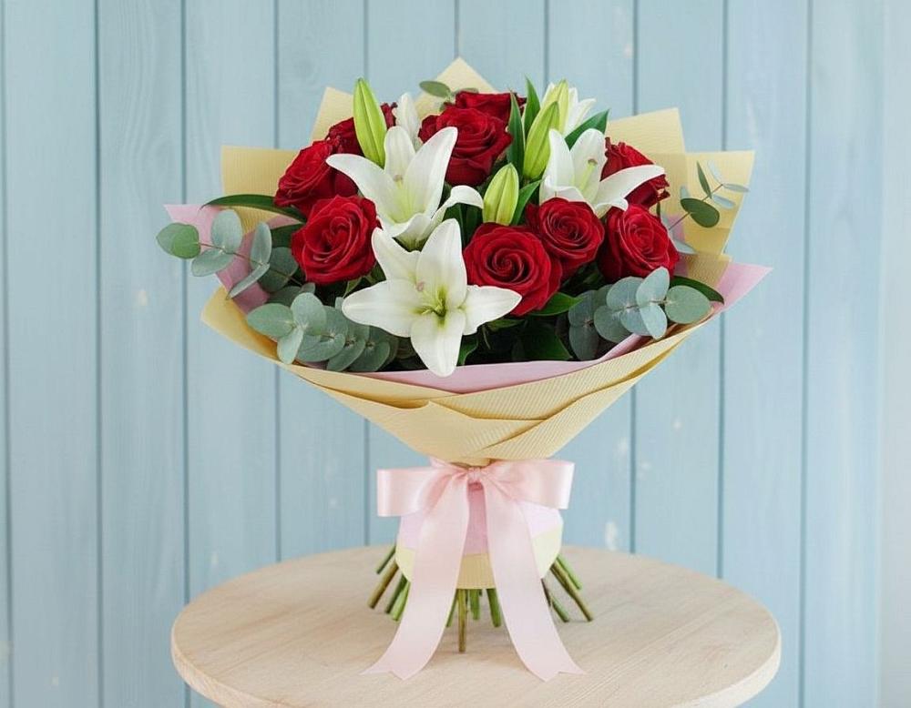 Букет цветов из: Лилии и Розы в Турунтаево